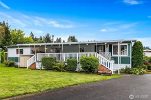 11330 E Riverside Dr, Bothell, WA 98011 - Photo 27