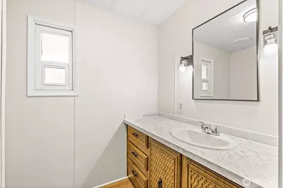 11330 E Riverside Drive #7, Bothell, WA 98011 - Photo 19