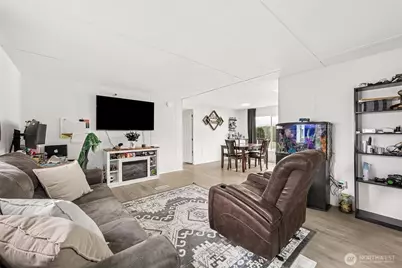 9900 Blomberg Street SW #16, Olympia, WA 98512 - Photo 3