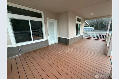 2010 Broadway Avenue #20, Hoquiam, WA 98550 - Photo 3