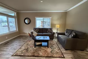 2010 Broadway Ave, Hoquiam, WA 98550 - Photo 5