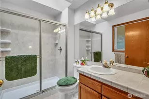 2460 215th Pl SW, Brier, WA 98036 - Photo 15