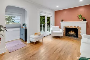 2726 50th Ave SW, Seattle, WA 98116 - Photo 9