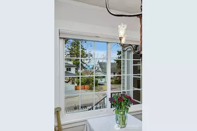 2726 50th Avenue SW, Seattle, WA 98116 - Photo 17