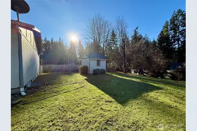 21 E Vashon Place, Shelton, WA 98584 - Photo 15