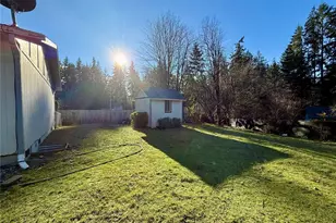 21 E Vashon Pl, Shelton, WA 98584 - Photo 15