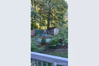 405 Falcon Court NE, Bremerton, WA 98311 - Photo 33