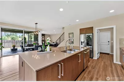 10526 SE 277th Place, Kent, WA 98030 - Photo 15