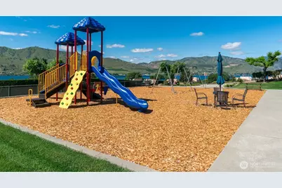 100 Lake Chelan Shores Drive #14-5, Chelan, WA 98816 - Photo 11