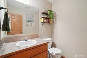 14921 Mountain View Ct SE, Yelm, WA 98597 - Photo 17