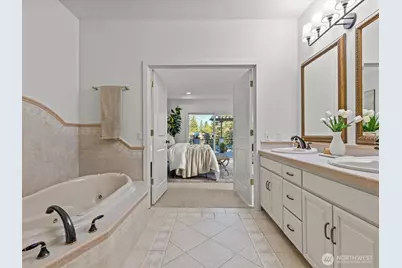 8457 Smugglers Cove Lane, Mukilteo, WA 98275 - Photo 17