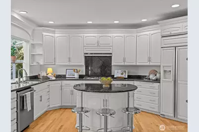 8457 Smugglers Cove Lane, Mukilteo, WA 98275 - Photo 9