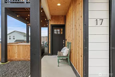 17 E Sellegren Road, Allyn, WA 98524 - Photo 5