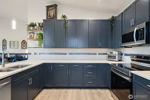 17 E Sellegren Rd, Allyn, WA 98524 - Photo 21