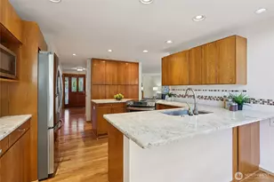 16535 147th Ave SE, Renton, WA 98058 - Photo 7