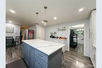 18902 133rd Place SE, Renton, WA 98058 - Photo 15