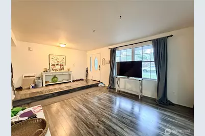 18902 133rd Place SE, Renton, WA 98058 - Photo 7