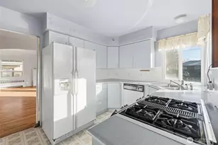 3023 Lynn St, Bellingham, WA 98225 - Photo 9