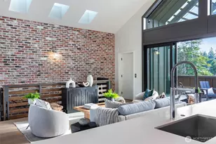 4566 Flying Goat Ave NE, Bainbridge Island, WA 98110 - Photo 7