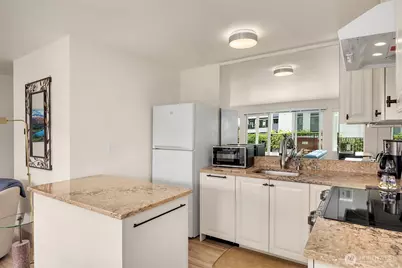 201 2nd Street S #103, Kirkland, WA 98033 - Photo 7