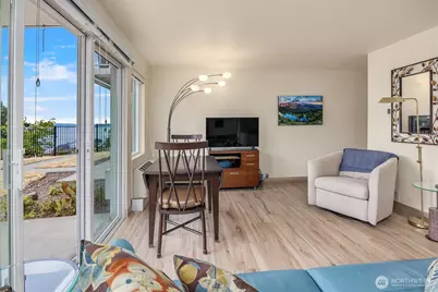 201 2nd Street S #103, Kirkland, WA 98033 - Photo 1