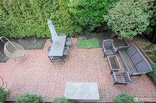 907 Broadway E, Seattle, WA 98102 - Photo 33