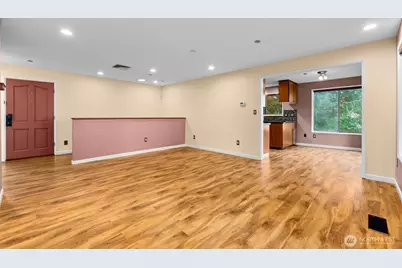 1406 Evergreen Park Lane SW, Olympia, WA 98502 - Photo 5