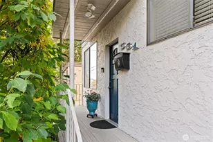 561 Lee St, Seattle, WA 98109 - Photo 27