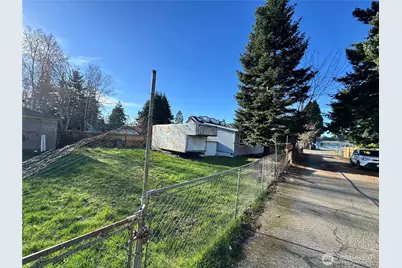 11040 14th Avenue SW, Seattle, WA 98146 - Photo 5