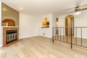 17311 119th Ln SE J, Renton, WA 98058 - Photo 3