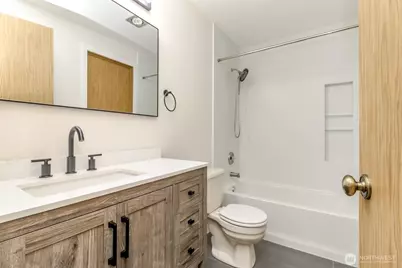 17311 119th Ln SE J#3, Renton, WA 98058 - Photo 17