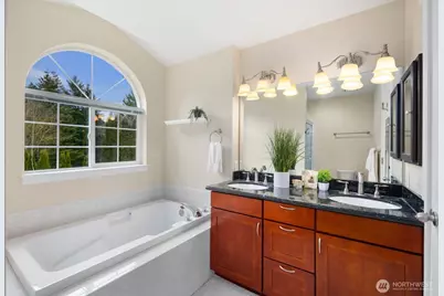 706 Bremerton Place NE, Renton, WA 98059 - Photo 23