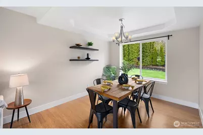 706 Bremerton Place NE, Renton, WA 98059 - Photo 7