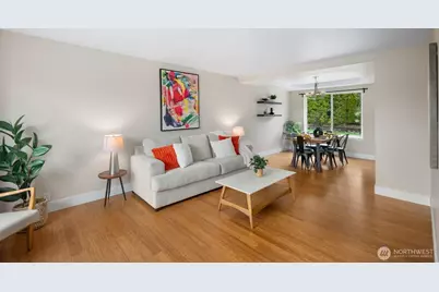 706 Bremerton Place NE, Renton, WA 98059 - Photo 5