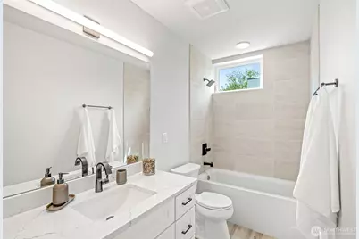 12225 Roseberg Avenue S #1, Seattle, WA 98168 - Photo 19