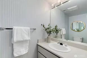 2410 Aurora Ave N, Seattle, WA 98109 - Photo 23