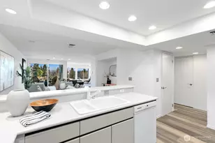 2410 Aurora Ave N, Seattle, WA 98109 - Photo 21