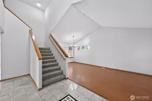 2103 NE 6th Cir, Renton, WA 98056 - Photo 7