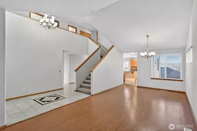 2103 NE 6th Cir, Renton, WA 98056 - Photo 9