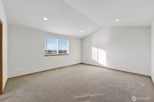 2103 NE 6th Cir, Renton, WA 98056 - Photo 17