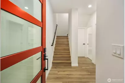 548 S Cloverdale Street #C, Seattle, WA 98108 - Photo 7