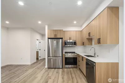 548 S Cloverdale Street #C, Seattle, WA 98108 - Photo 13