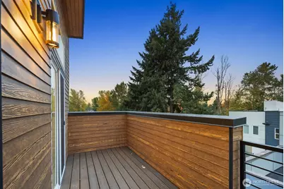 548 S Cloverdale Street #D, Seattle, WA 98108 - Photo 31