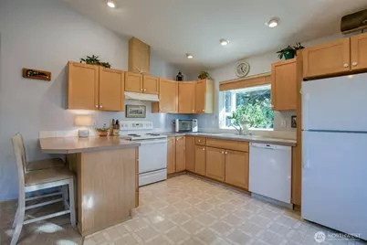 462 Ebb Court SW, Ocean Shores, WA 98569 - Photo 11