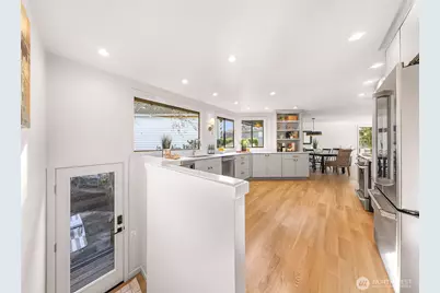 4503 78th Place SW, Mukilteo, WA 98275 - Photo 17