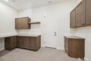 20814 149th St E, Bonney Lake, WA 98391 - Photo 17