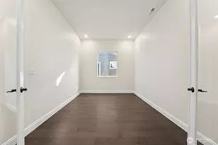 20810 149th St E, Bonney Lake, WA 98391 - Photo 5