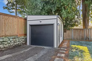 3711 SW Webster St, Seattle, WA 98126 - Photo 35