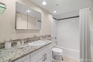 2929 1st Ave, Seattle, WA 98121 - Photo 25