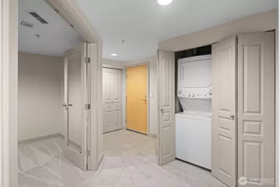 2929 1st Avenue #205, Seattle, WA 98121 - Photo 13